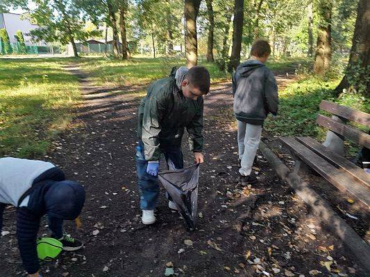 SPRZĄTANIE ŚWIATA -kl.3