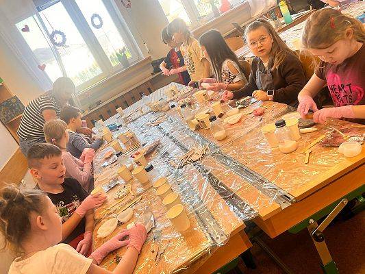 Warsztaty z gipsu polimerowego w klasie II